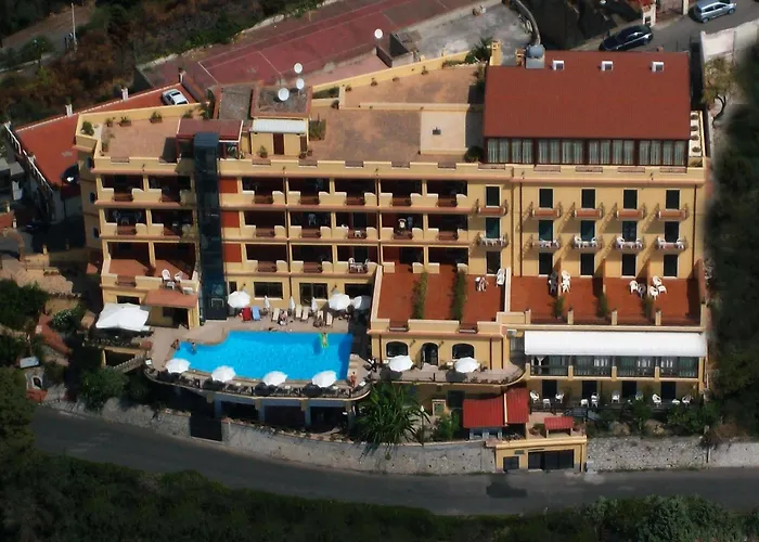 Отель Sole Castello (adults Only)