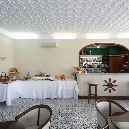 ホテル Sole Castello (adults Only) タオルミーナ